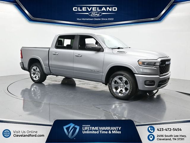 2025 RAM 1500 Big Horn/Lone Star in Billet Silver Metallic Clearcoat — front three-quarter view