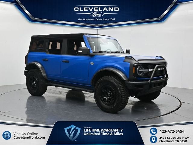 2022 Ford Bronco Wildtrak in Blue Metallic — front three-quarter view