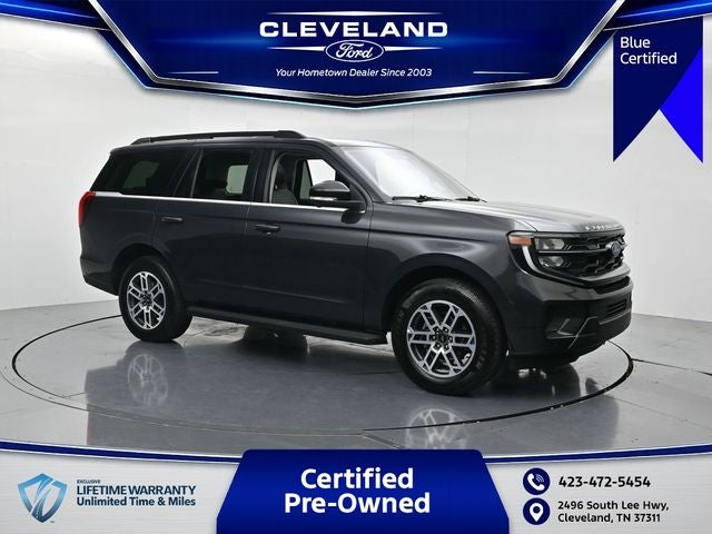 2025 Ford Expedition Active in Gray Metallic — front three-quarter view