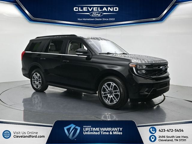2025 Ford Expedition Active in Black Metallic — front three-quarter view
