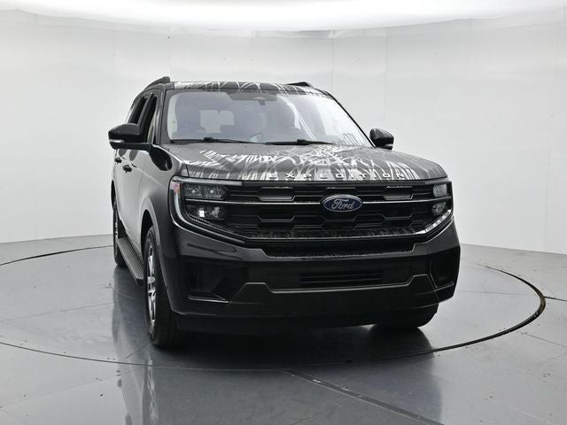 2025 Ford Expedition — detail view