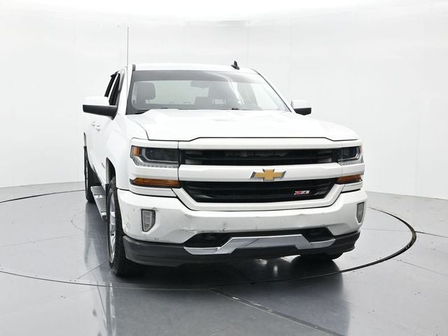 2016 Chevrolet Silverado 1500 — interior view