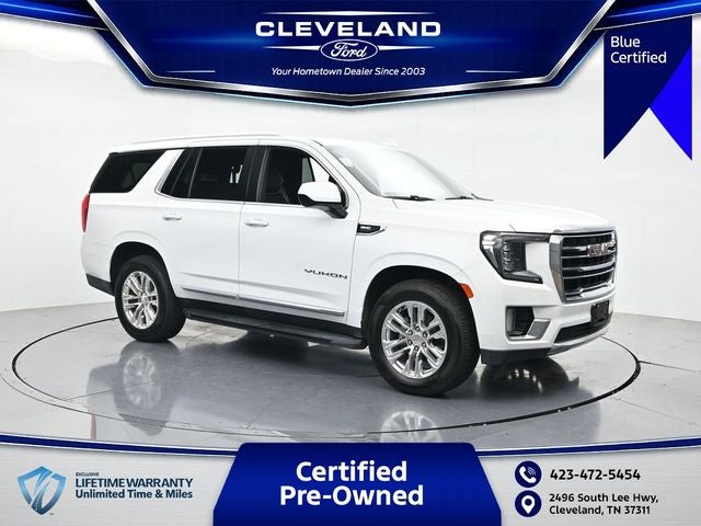 2021 GMC Yukon SLT in Summit White — front three-quarter view