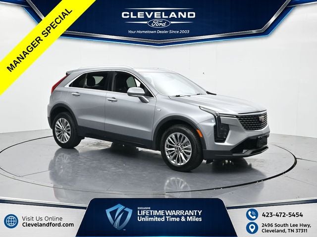2024 Cadillac XT4 Premium Luxury in Argent Silver Metallic — front three-quarter view