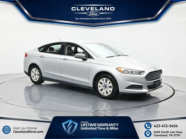 2014 Ford Fusion S in Ingot Silver — front three-quarter view