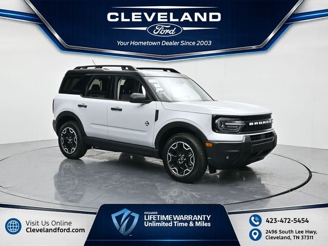 2026 Ford Bronco Sport Outer Banks in Space White Metallic — front three-quarter view